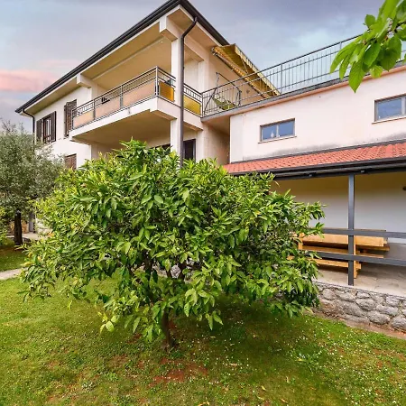 Apartments Vilma Lovran Exterior photo