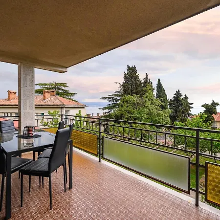 Apartments Vilma Lovran Exterior photo